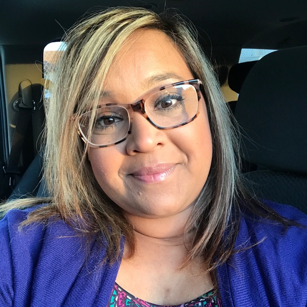 Meet your Posher, Monica